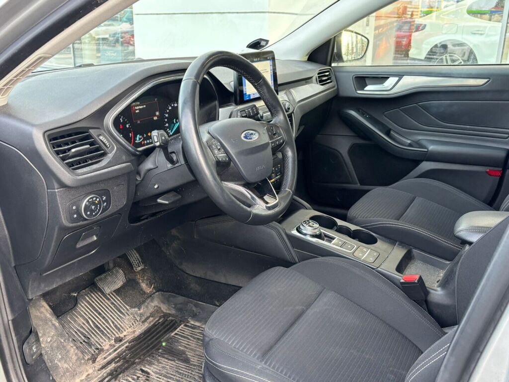 Ford Focus 2019 Harmaa