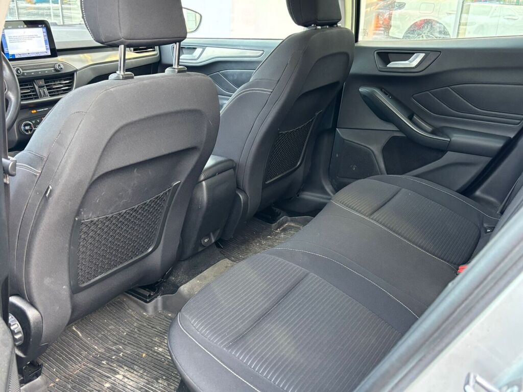 Ford Focus 2019 Harmaa