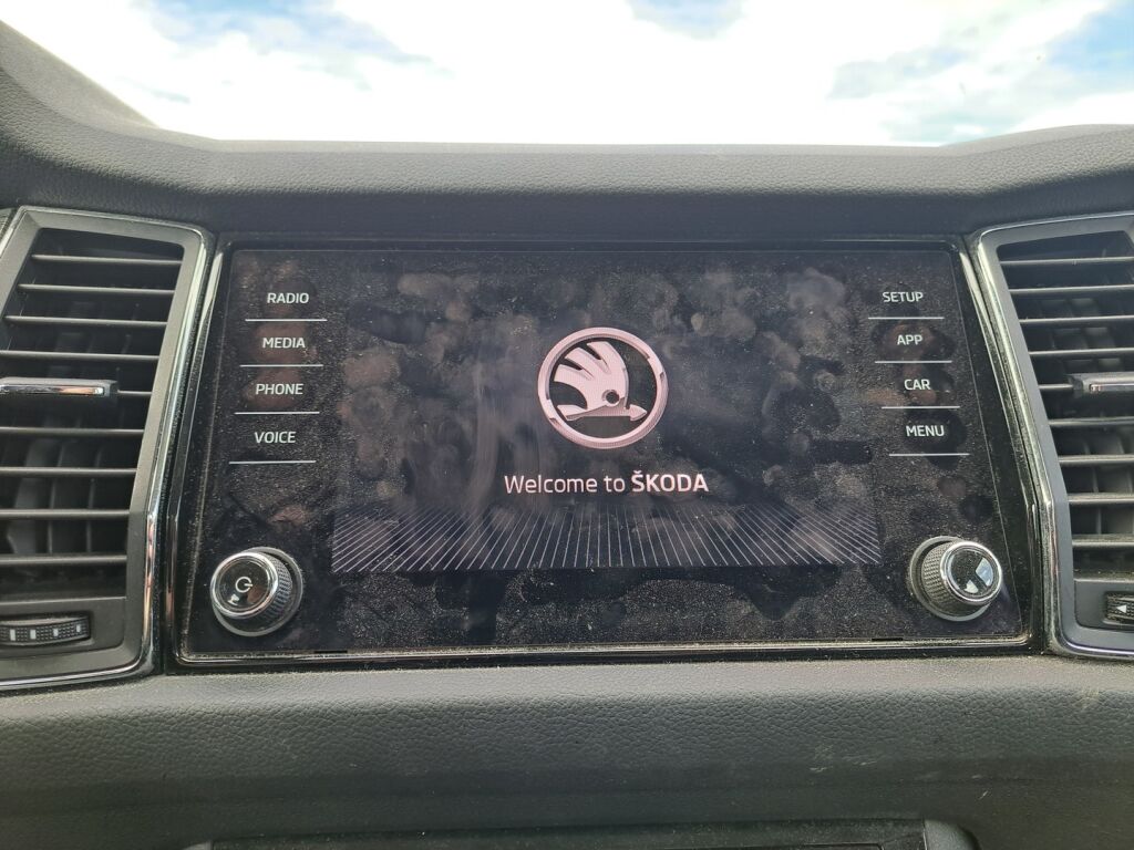 Skoda Kodiaq 2019 Ruskea (beige)