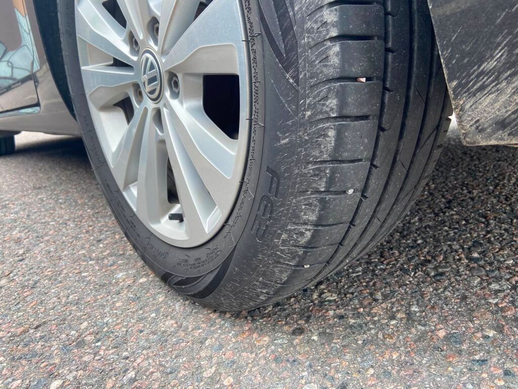 Volkswagen Golf 2015 Musta