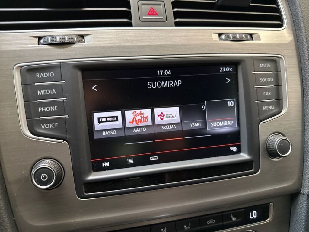 Volkswagen Golf 2015 Musta