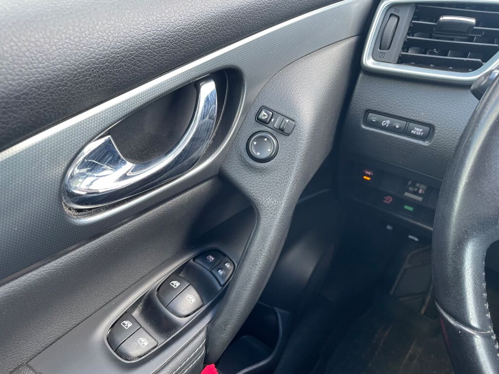 Nissan Qashqai 2019 Musta