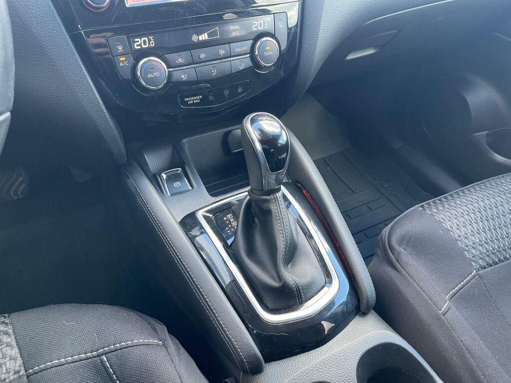 Nissan Qashqai 2019 Musta