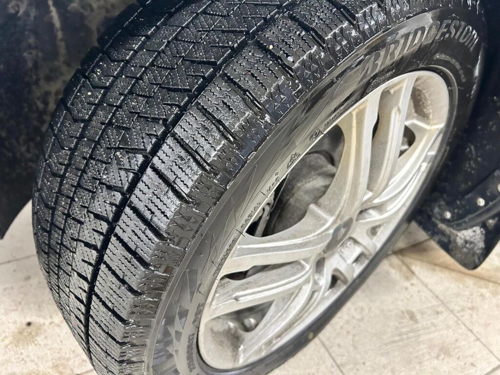 Volvo V70 2008 Met. Ruskea (beige)