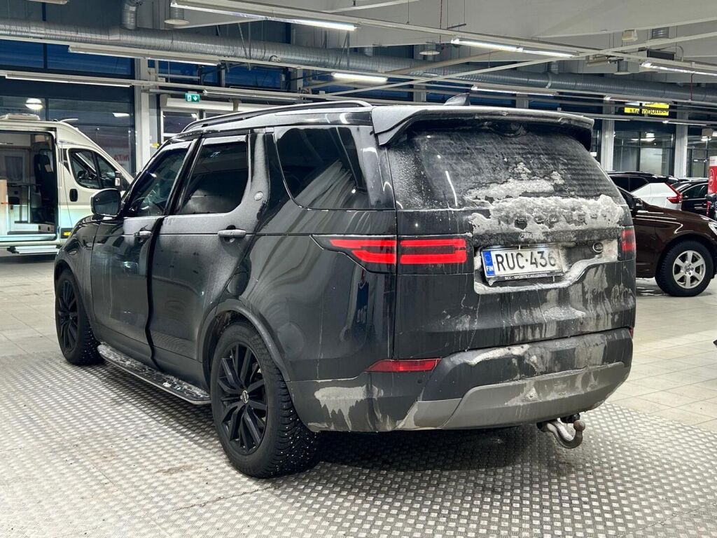 Land Rover Discovery 2018 Met. Musta
