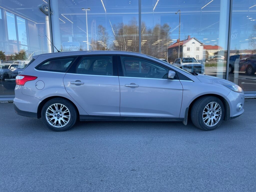Ford Focus 2013 Harmaa