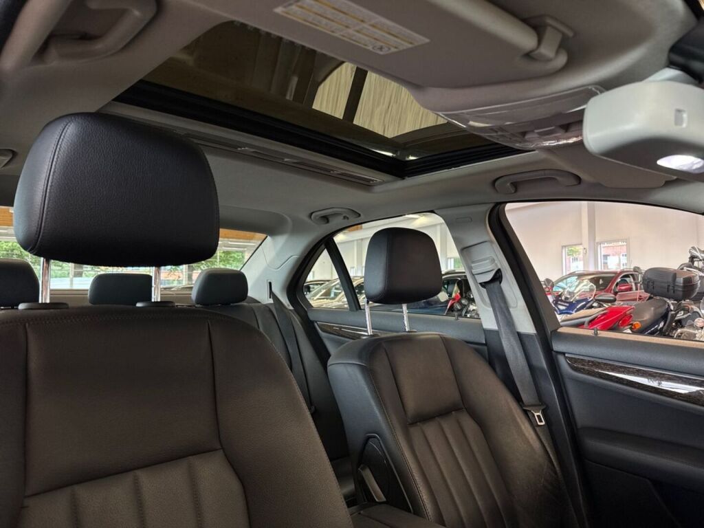 Mercedes-Benz C 2009 Harmaa
