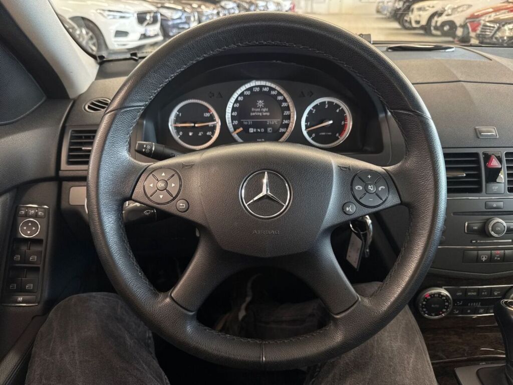 Mercedes-Benz C 2009 Harmaa