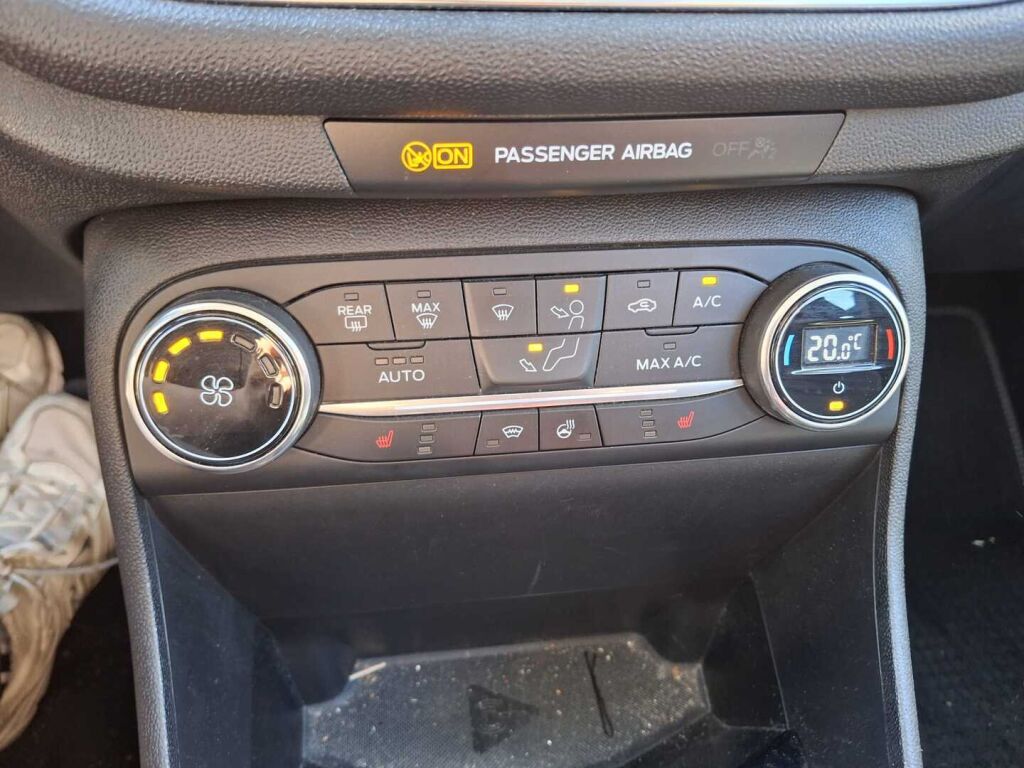 Ford Fiesta 2019 Punainen