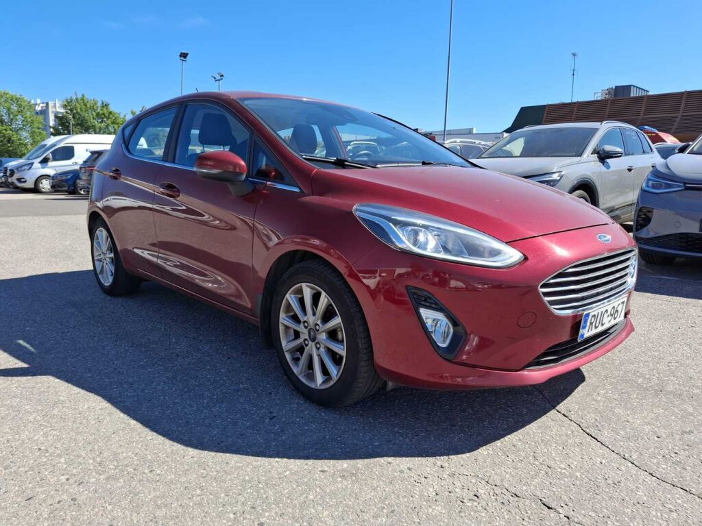 Ford Fiesta 2019 Punainen