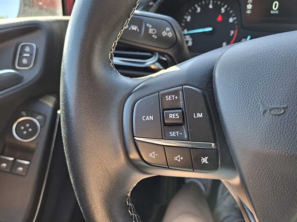Ford Fiesta 2019 Punainen