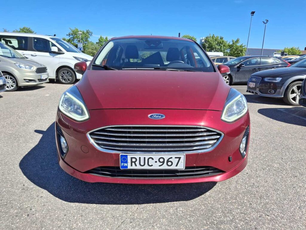 Ford Fiesta 2019 Punainen