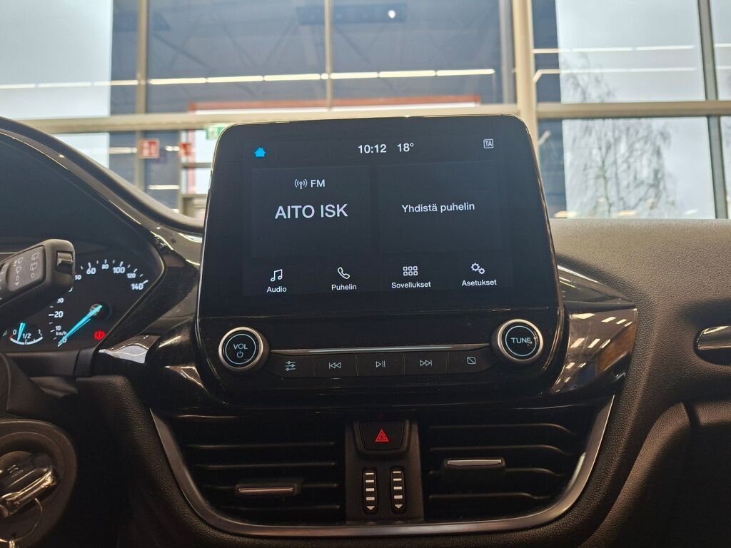 Ford Fiesta 2019 Punainen