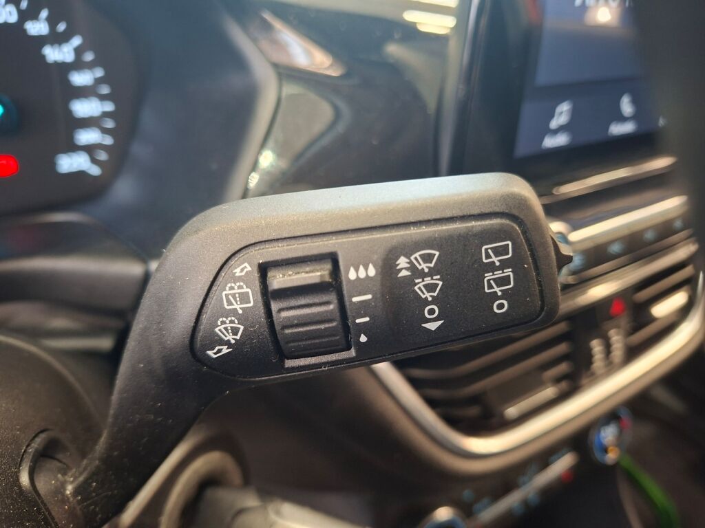 Ford Fiesta 2019 Punainen