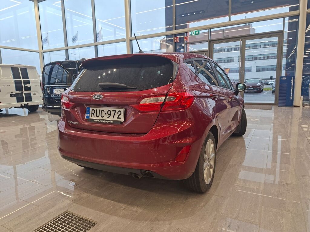 Ford Fiesta 2019 Punainen