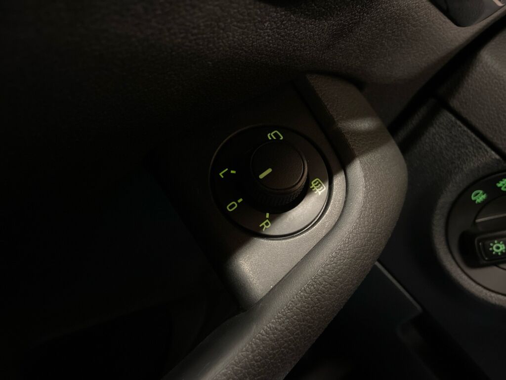 Skoda Octavia 2015 Punainen