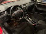 Skoda Octavia 2015 Punainen