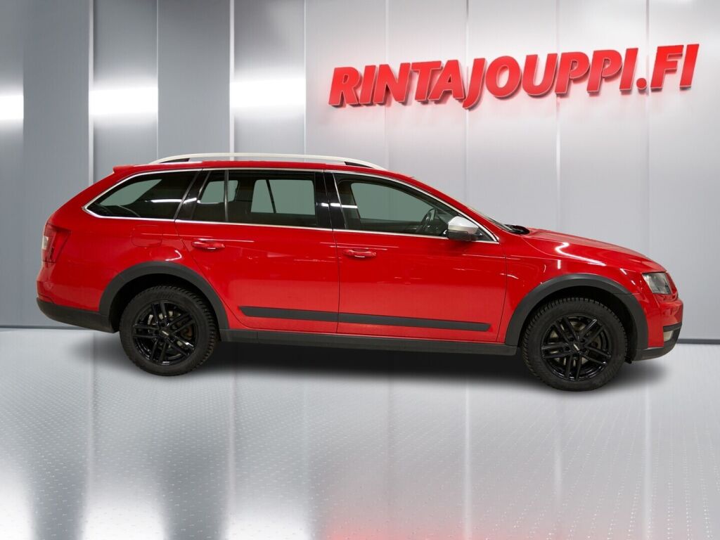 Skoda Octavia 2015 Punainen