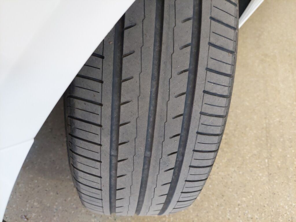 Peugeot 308 2015 Valkoinen