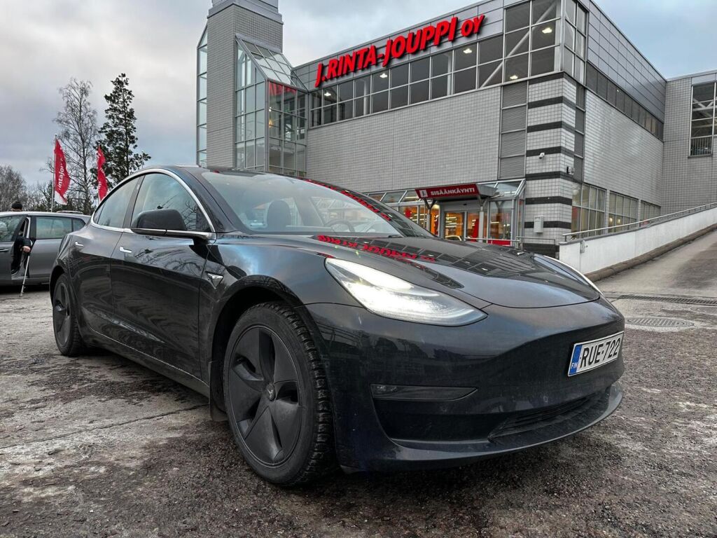 Tesla Model 3 2019 Musta
