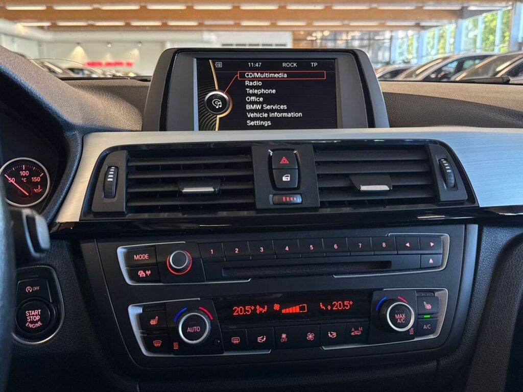 BMW 320 2013 Valkoinen