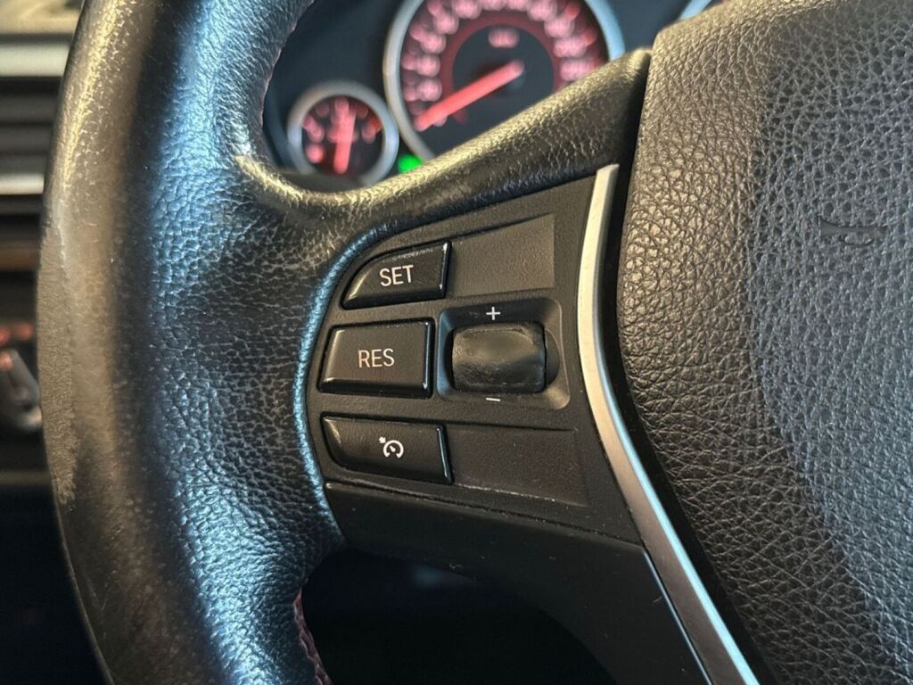 BMW 320 2013 Valkoinen