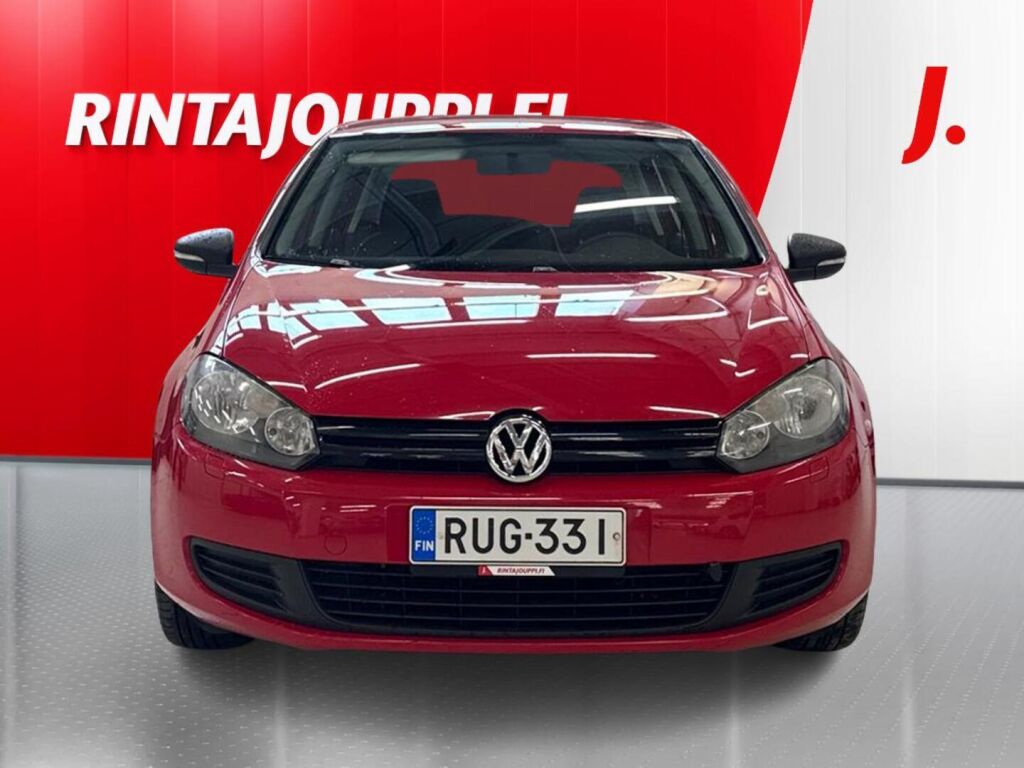 Volkswagen Golf 2010 Punainen