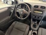 Volkswagen Golf 2010 Punainen