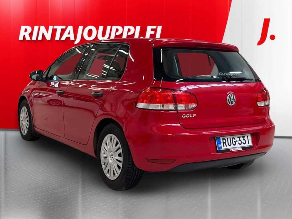 Volkswagen Golf 2010 Punainen