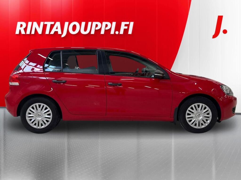 Volkswagen Golf 2010 Punainen