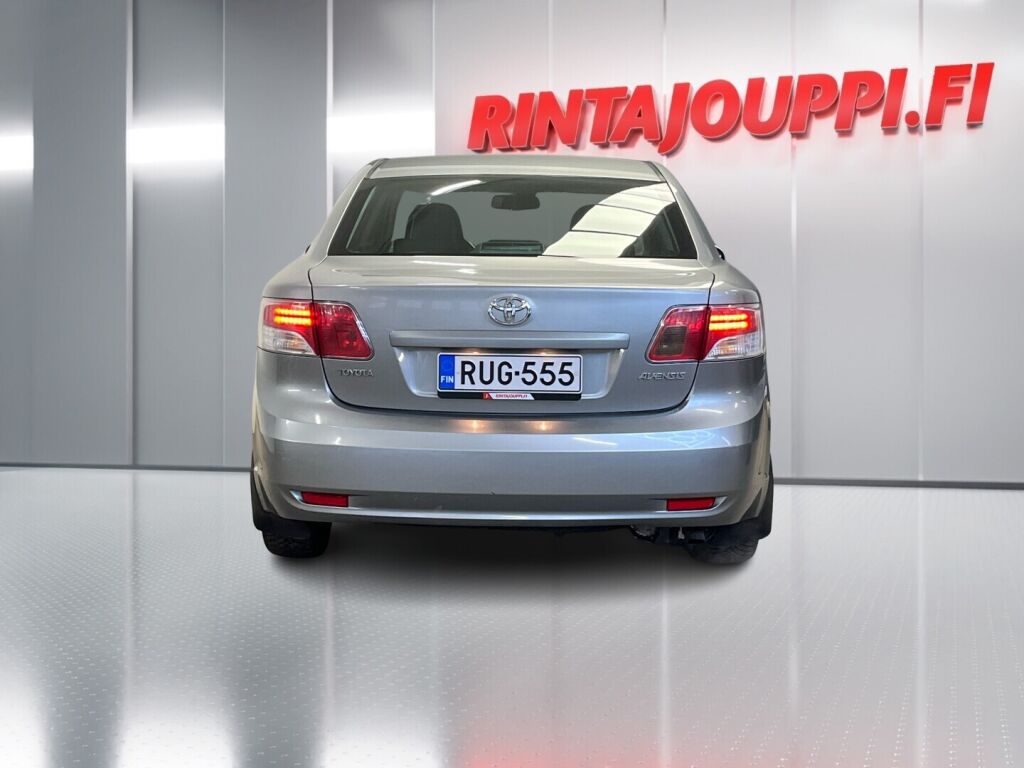 Toyota Avensis 2010 Harmaa