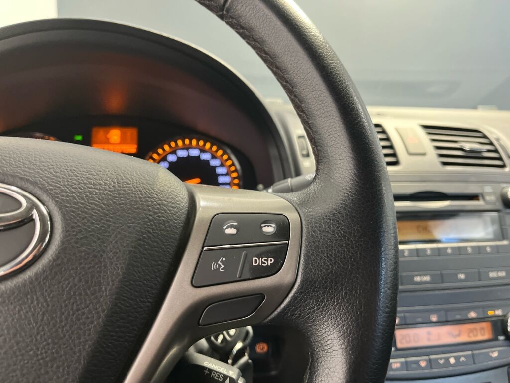 Toyota Avensis 2010 Harmaa
