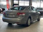 Toyota Avensis 2010 Harmaa