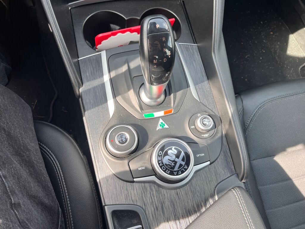Alfa Romeo Giulia 2019 Punainen