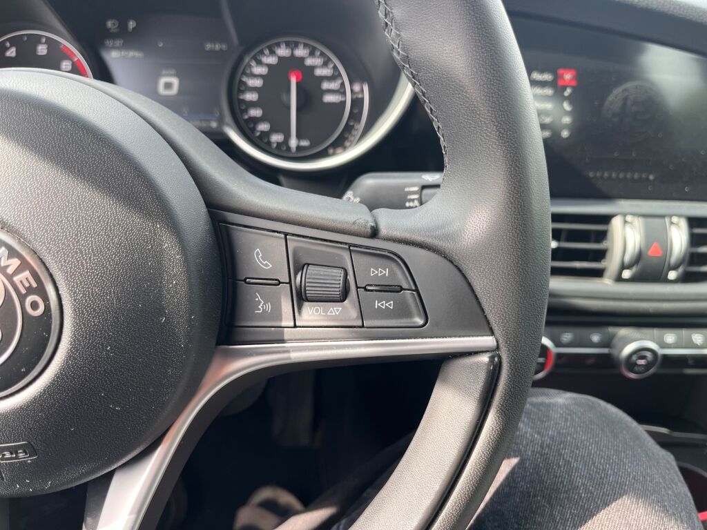 Alfa Romeo Giulia 2019 Punainen