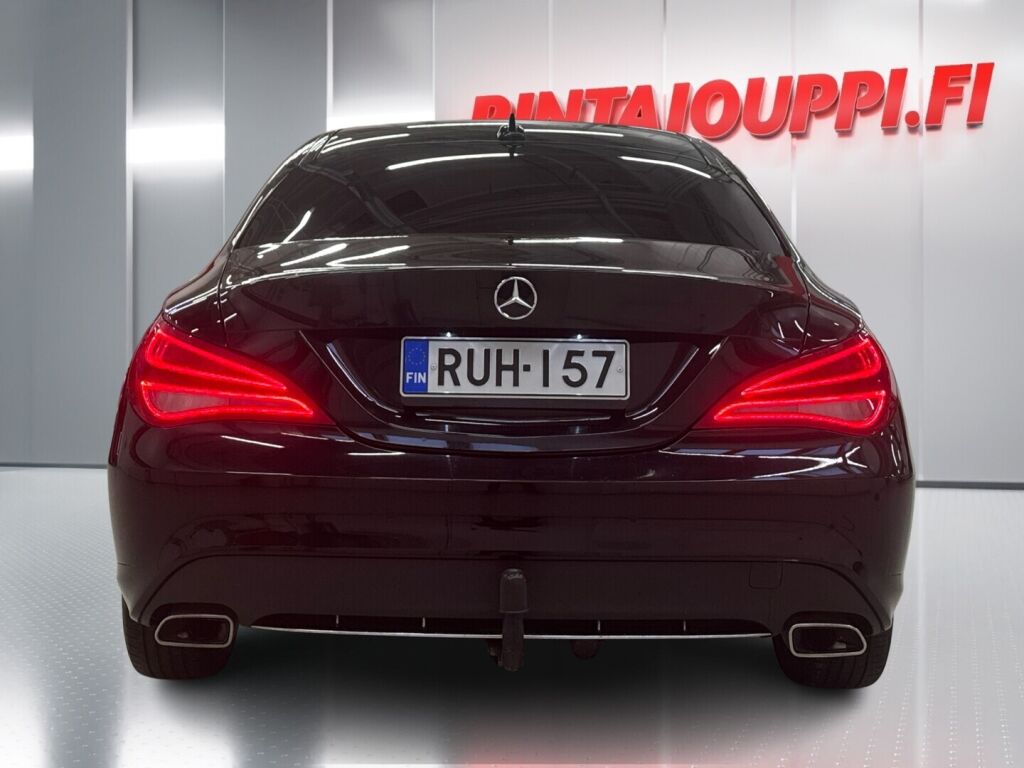 Mercedes-Benz CLA 2013 Musta