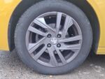 Peugeot 208 2021 Keltainen