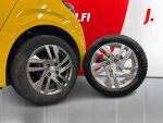 Peugeot 208 2021 Keltainen