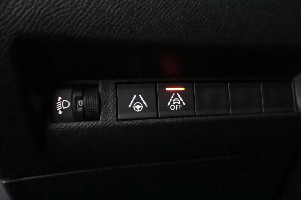 Peugeot 2008 2021 Sininen