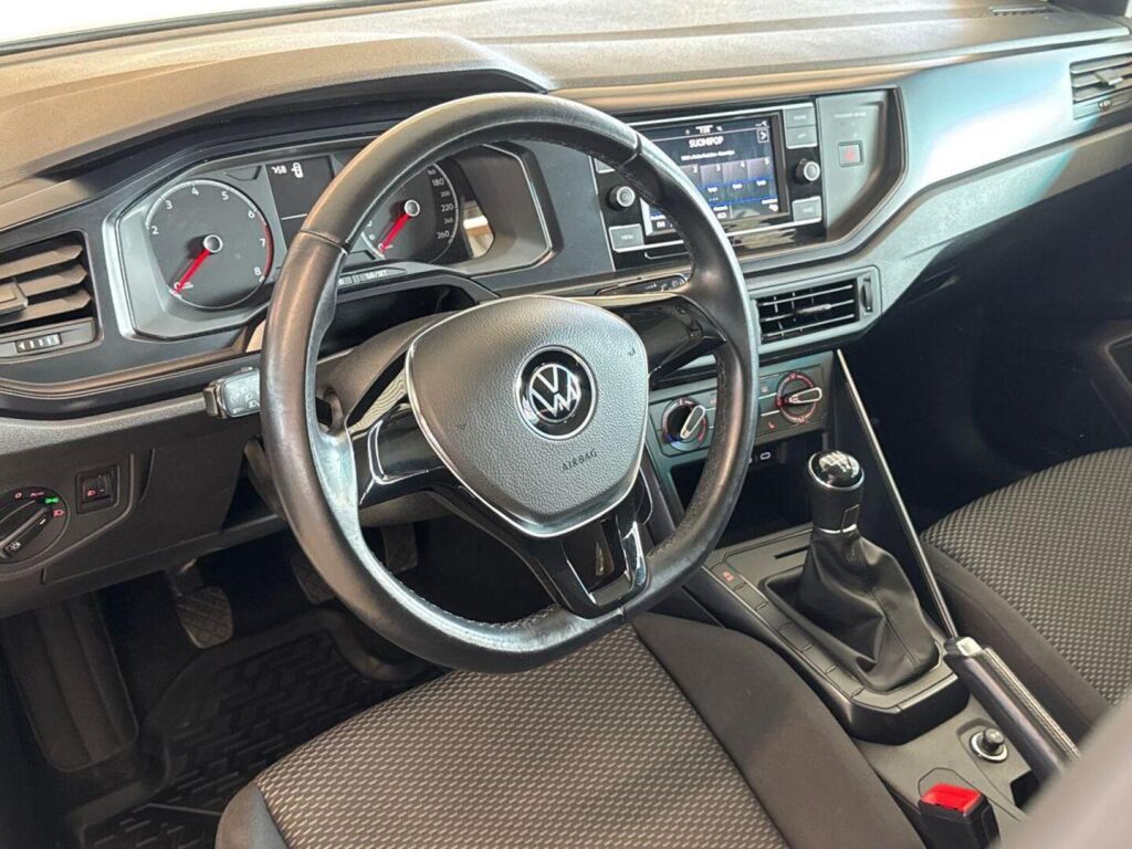 Volkswagen Polo 2021 Valkoinen
