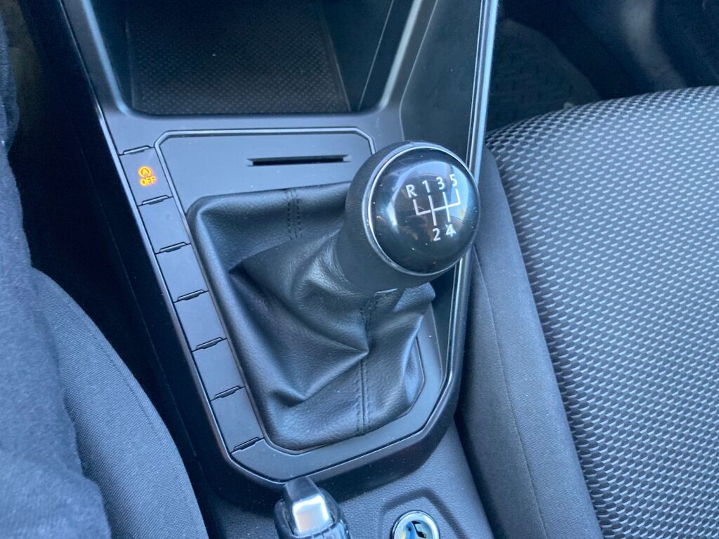 Volkswagen Polo 2021 Valkoinen