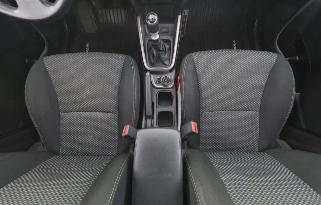 Suzuki Vitara 2021 Hopea