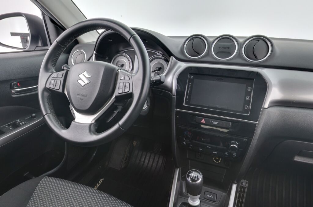 Suzuki Vitara 2021 Hopea