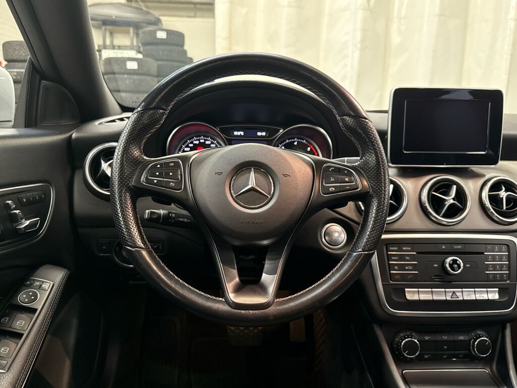 Mercedes-Benz CLA 2018 Harmaa