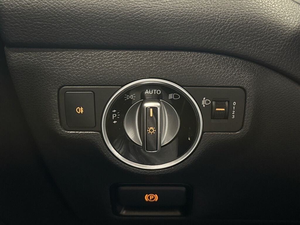 Mercedes-Benz CLA 2018 Harmaa