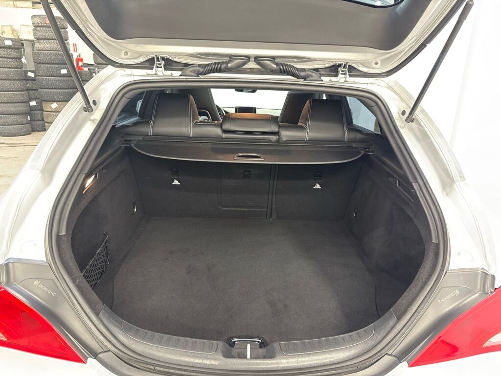 Mercedes-Benz CLA 2018 Harmaa