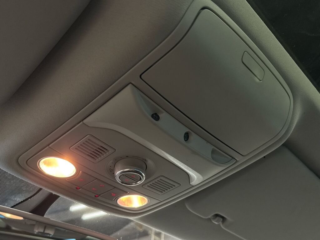 Volkswagen Sharan 2011 Hopea