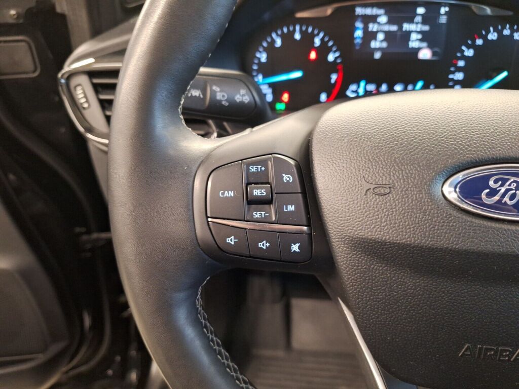 Ford Puma 2021 Musta