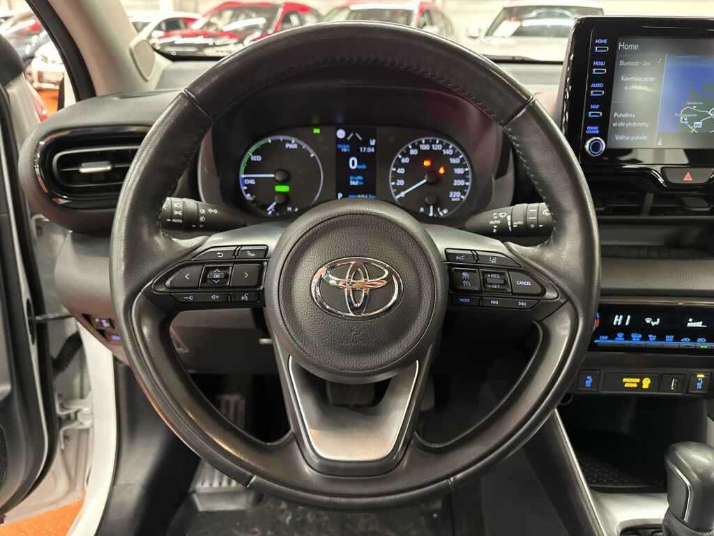 Toyota Yaris 2021 Valkoinen