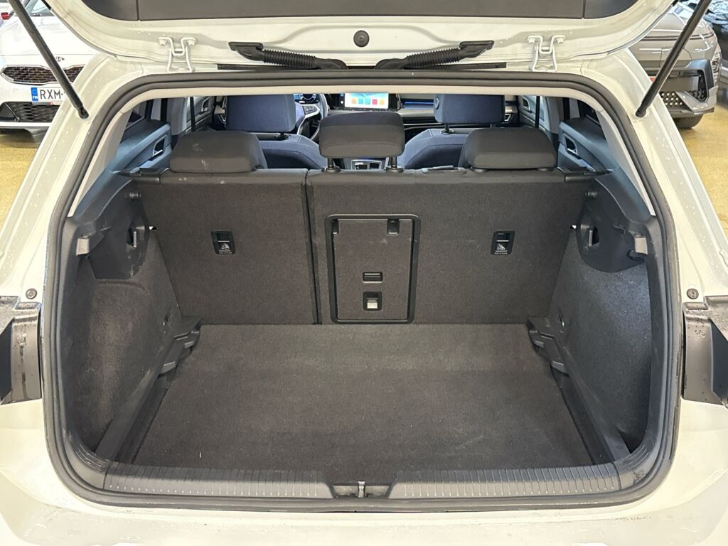 Volkswagen Golf 2020 Valkoinen